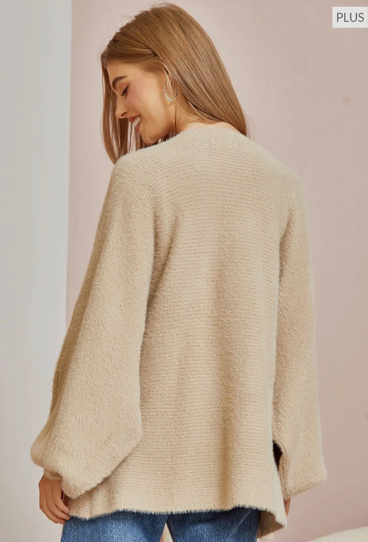 CURVE - Beige Fuzzy Cardigan