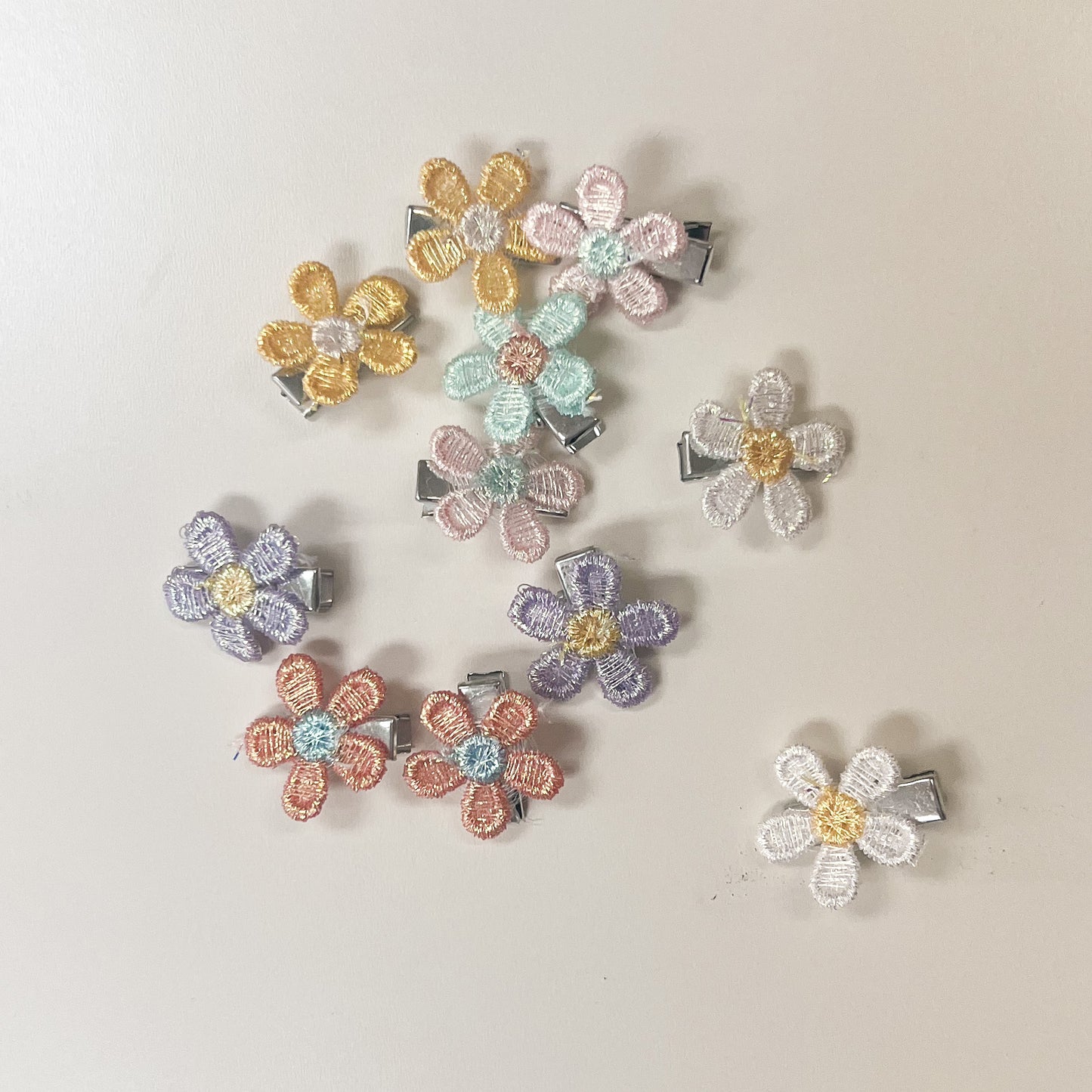 Maddie Girl - Flower Mini Hair Clips