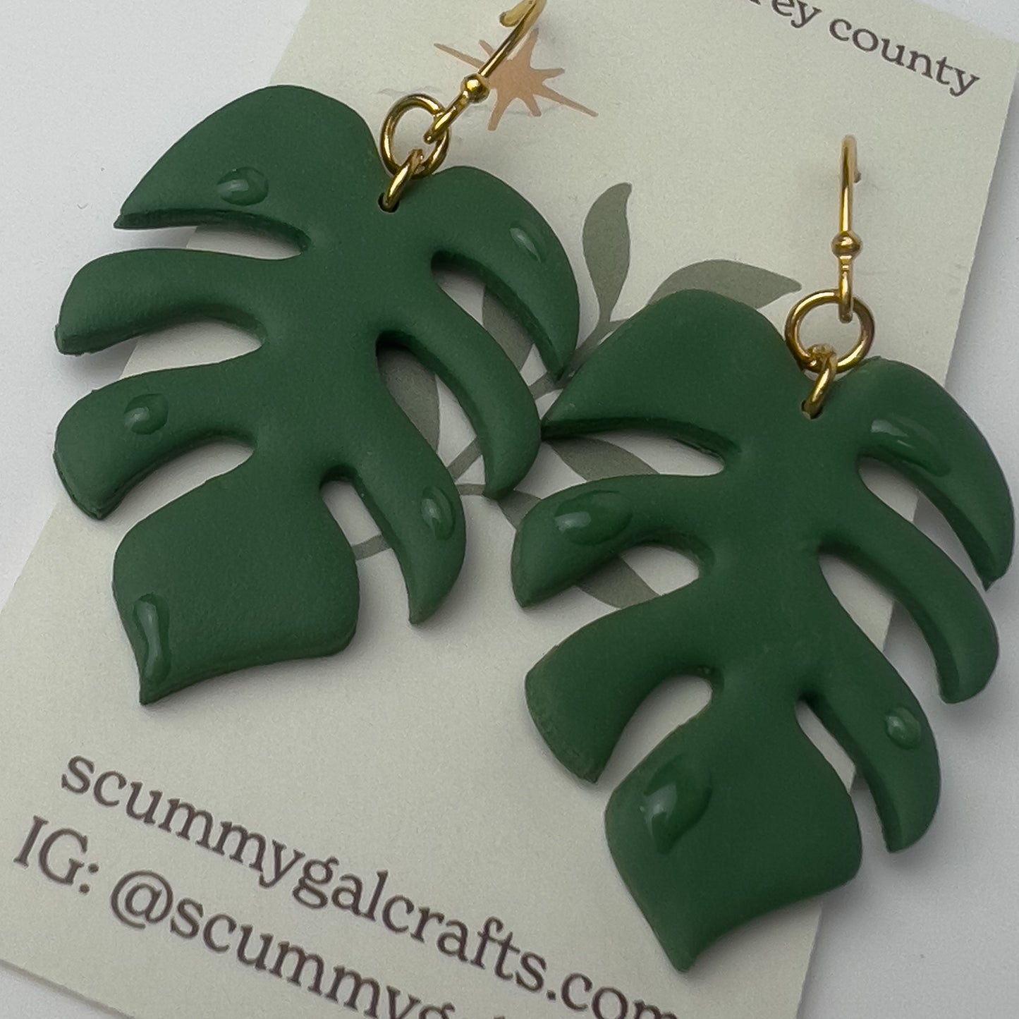 Scummy Gal - Monstera Earrings