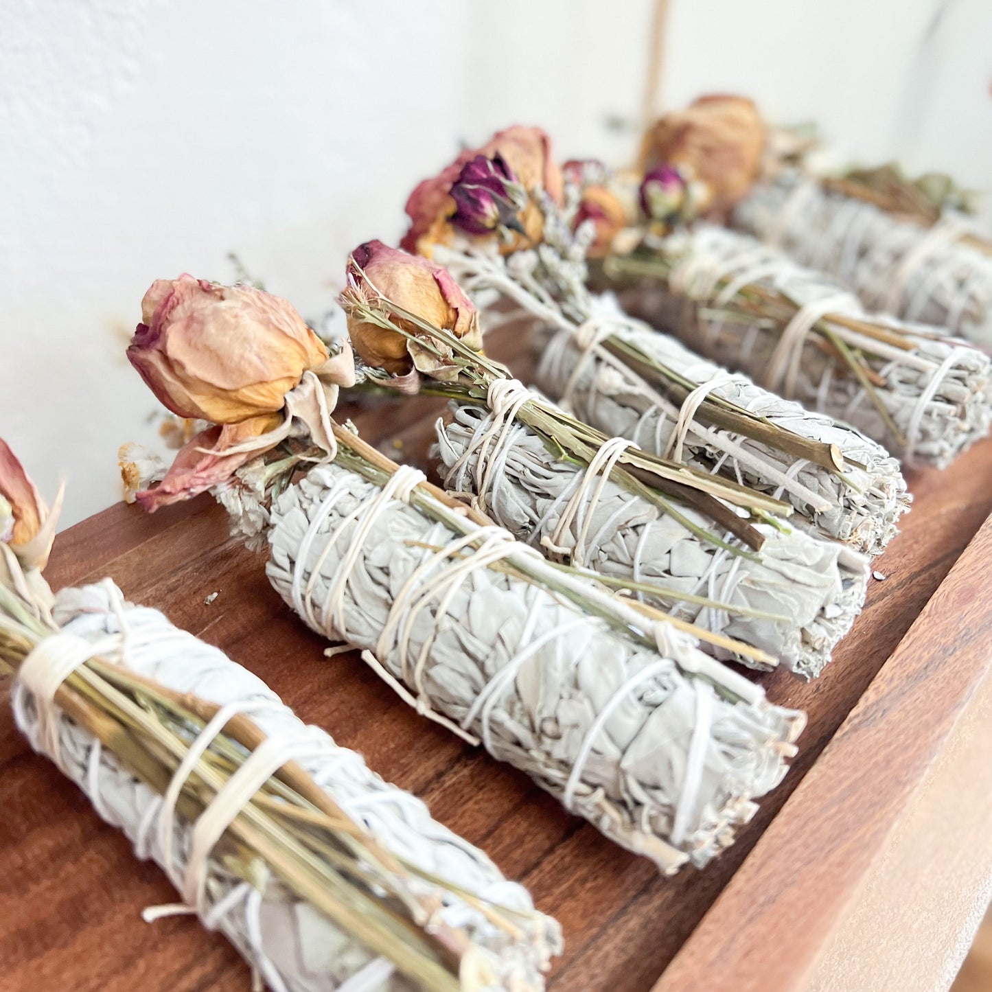 Stem to beauty smudge stick