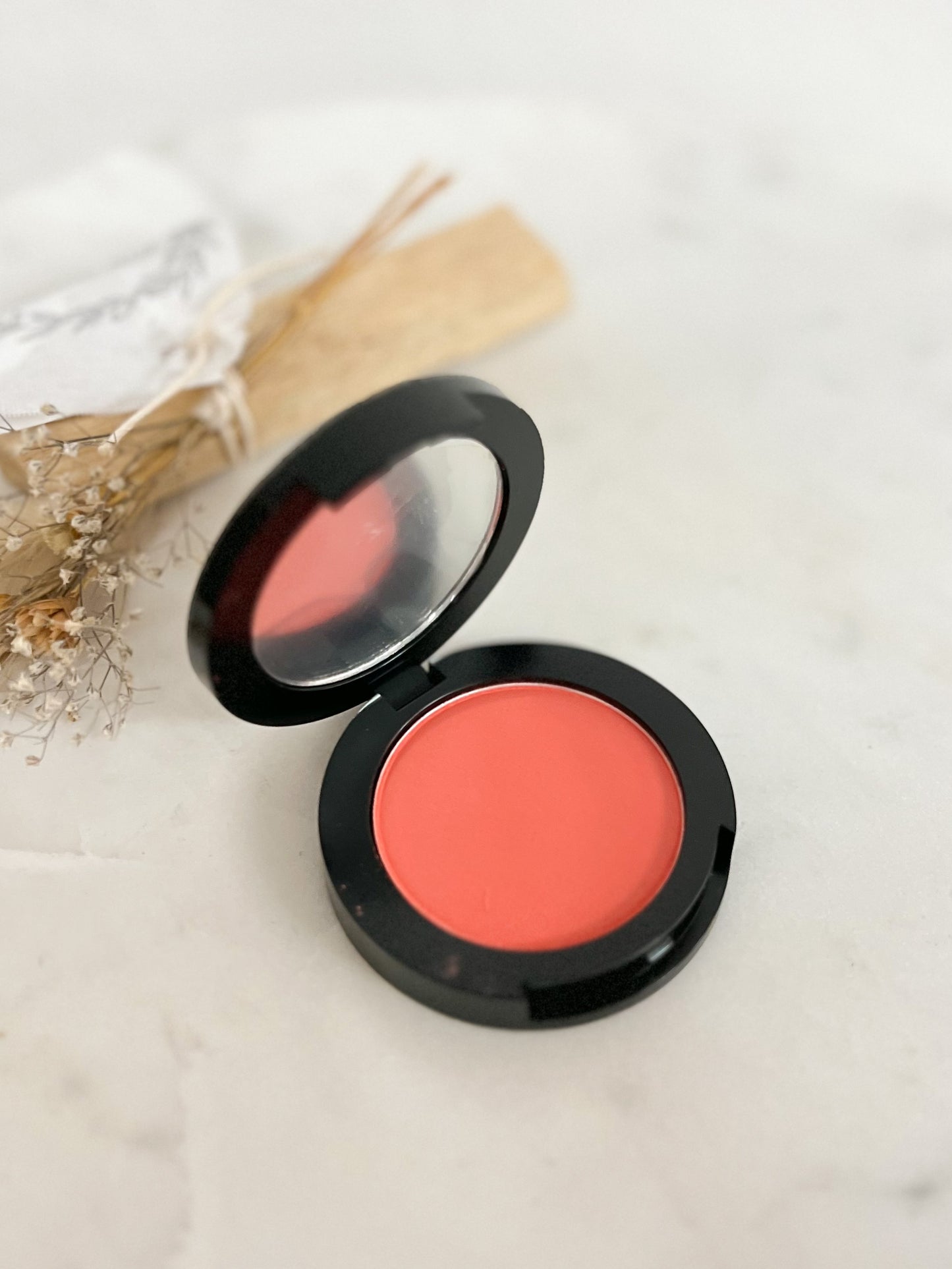 Love Magnetic - Salmon Pink Powdered Blush