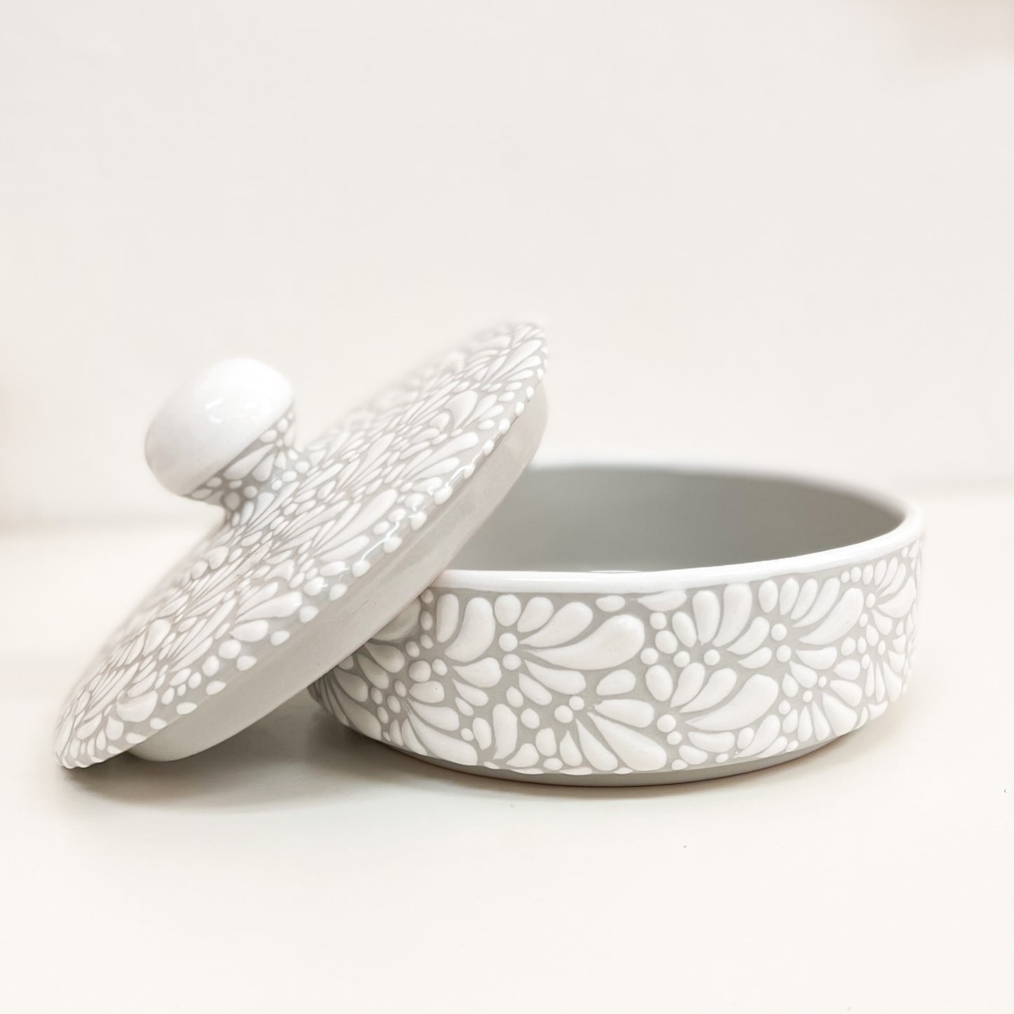 Azucar - Talavera tortilla warmer
