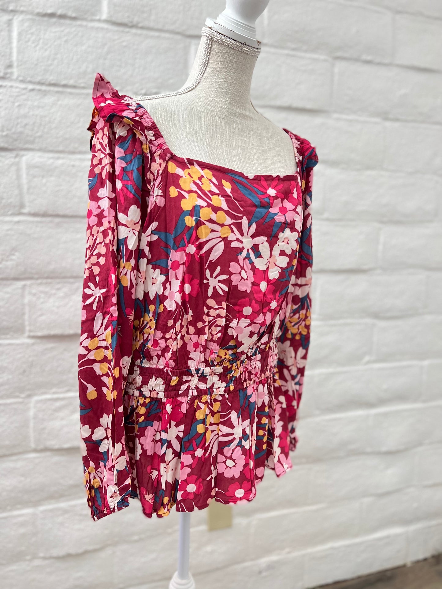 Moonchild CURVE - Magenta Floral Top