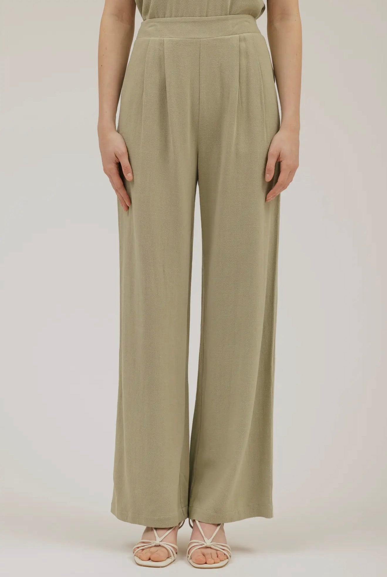 Light Olive Linen Pant Set