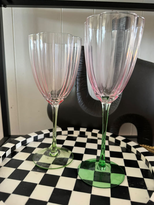 Koahware - Set of 2 Pink Lotus Wine Glasses