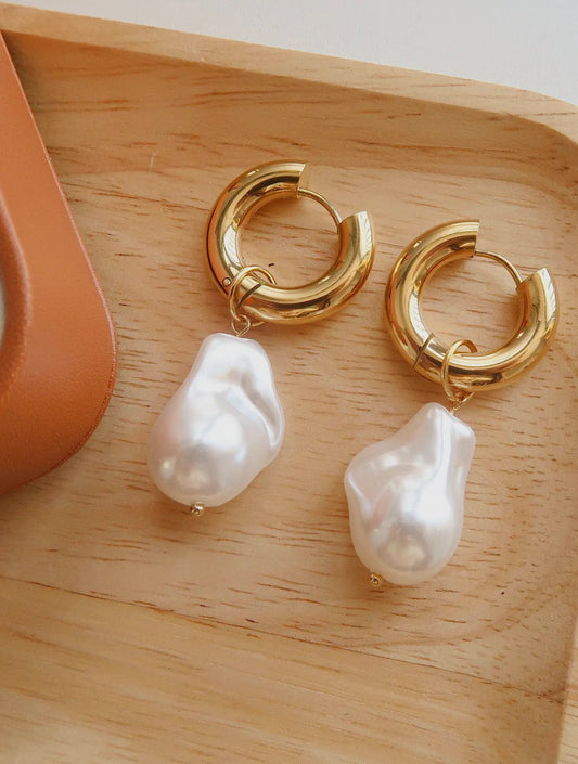 Statement Pearl Earrings