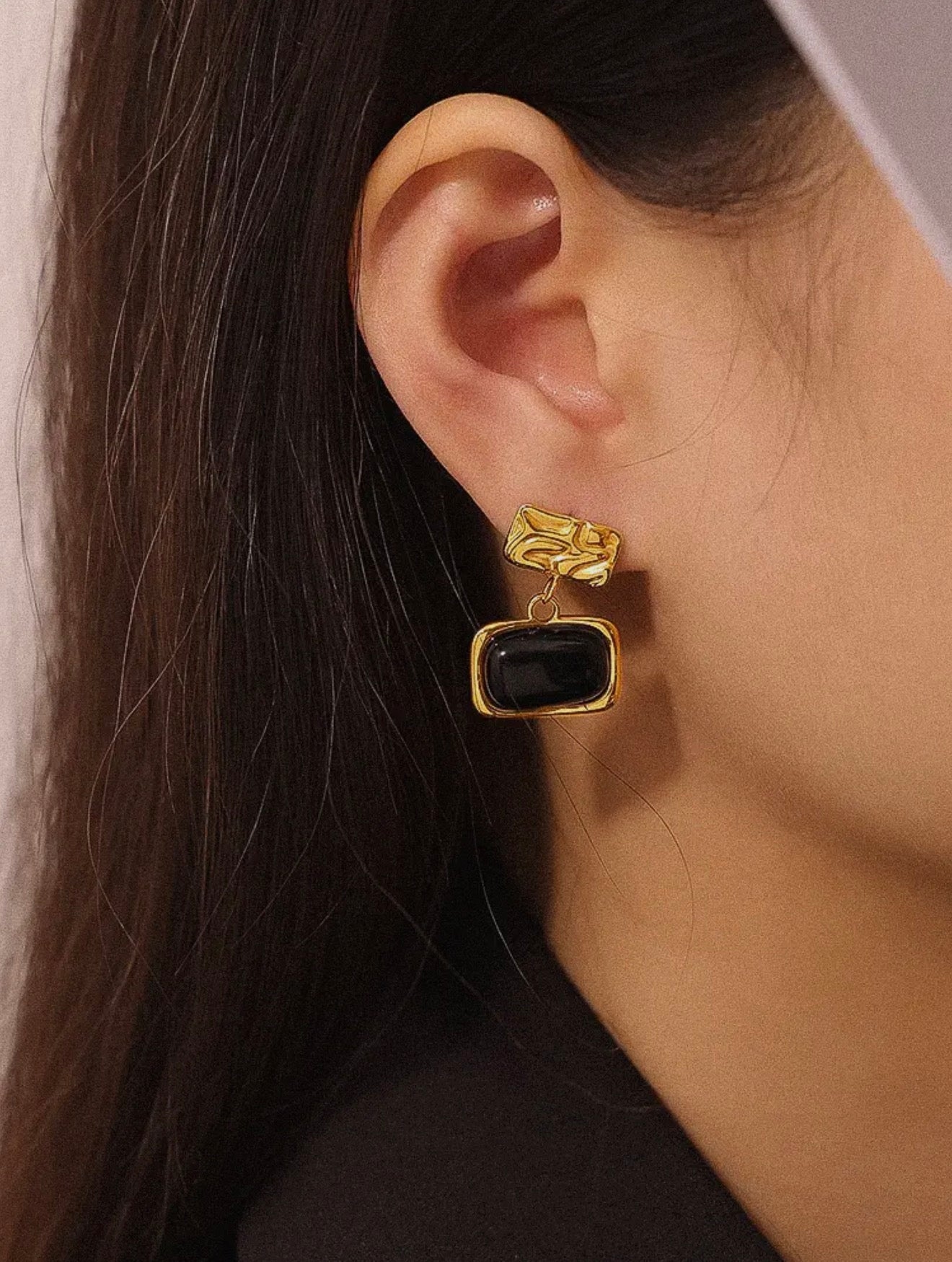 Black Square Dangle Earrings