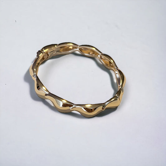 Gold Wavy Hinge Bracelet