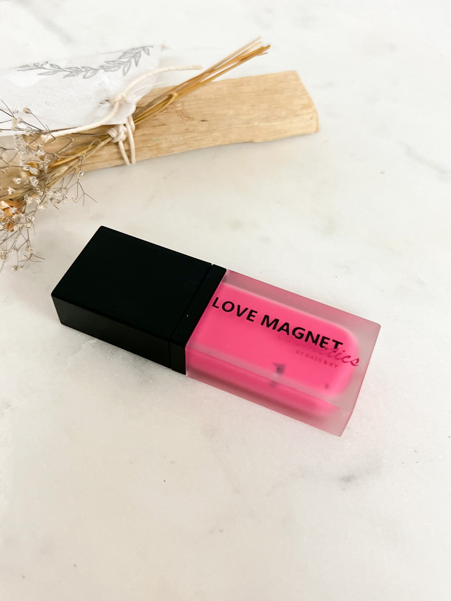 Love Magnetic - Rose Bar Liquid Blush